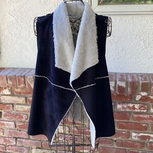 Dylan Boho Faux Suede Shearling Lined Vest Size S EUC